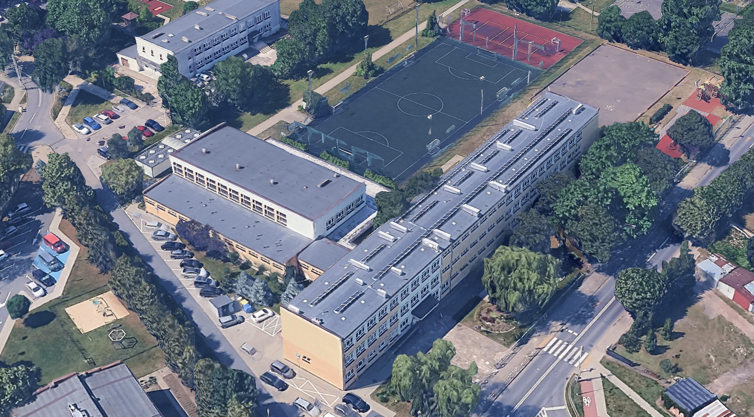 Szkoła w pobliżu inwestycji Sieradzka w Bełchatowie